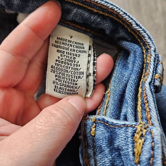 Dollhouse Skinny Jeans - Picture 4 of 8